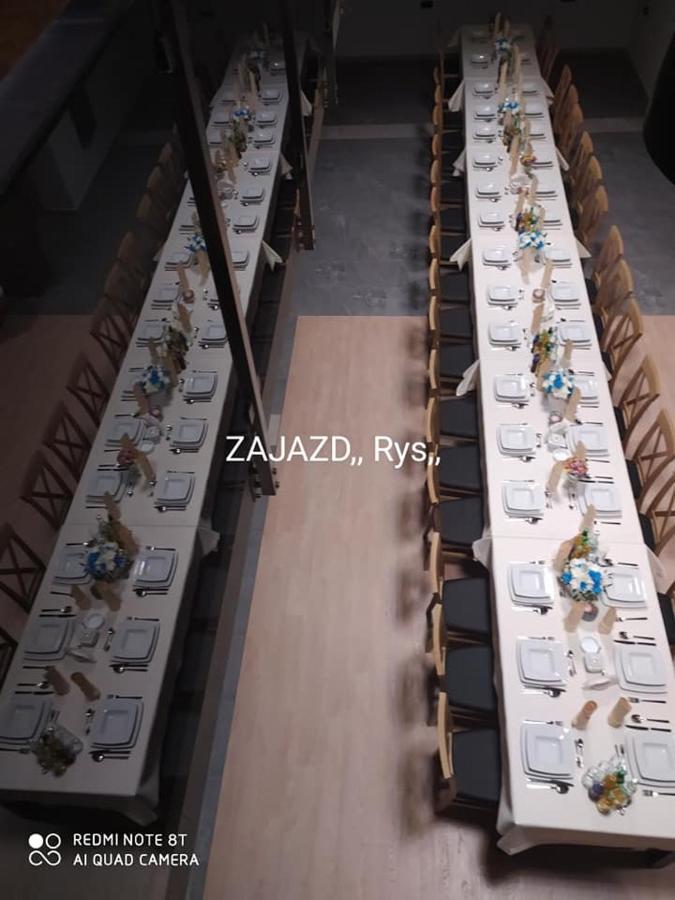 Zajazd ,,Rys" Dobra  ภายนอก รูปภาพ